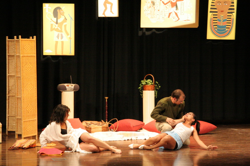 Como sentir asco... Alexander J. Cox